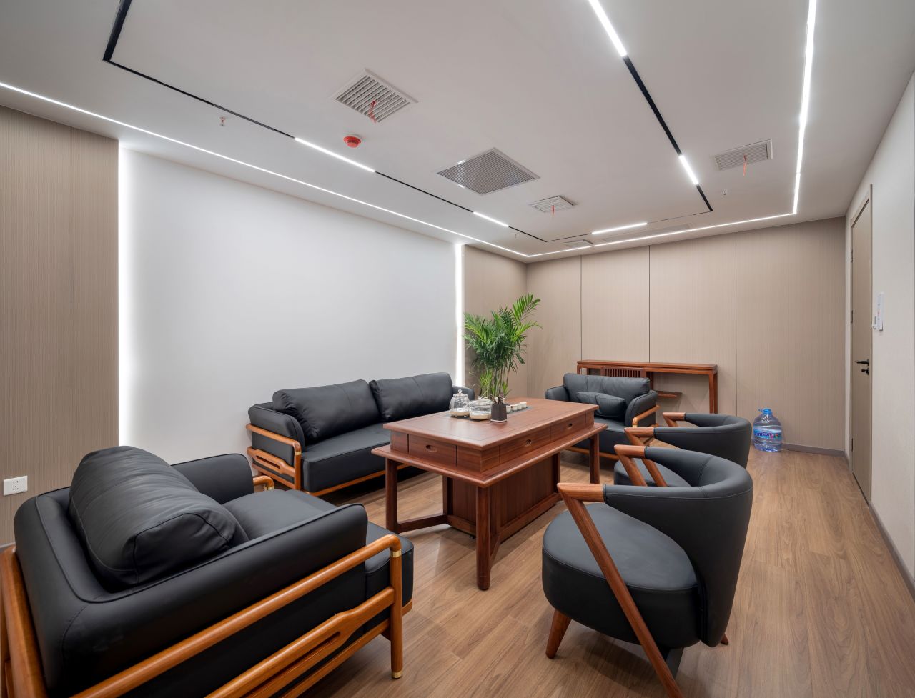 【完工案例】三相電力8000+㎡辦公室裝修項目圓滿交付并投入使用(圖39) 【完工案例】三相電力8000+㎡辦公室裝修項目圓滿交付并投入使用(圖39)